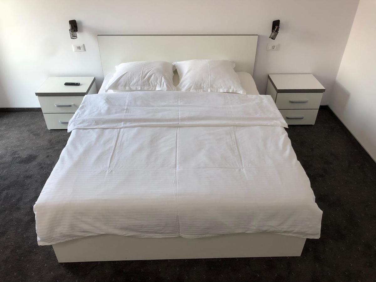 Bed and Breakfast Casa Galbena Arbore Экстерьер фото